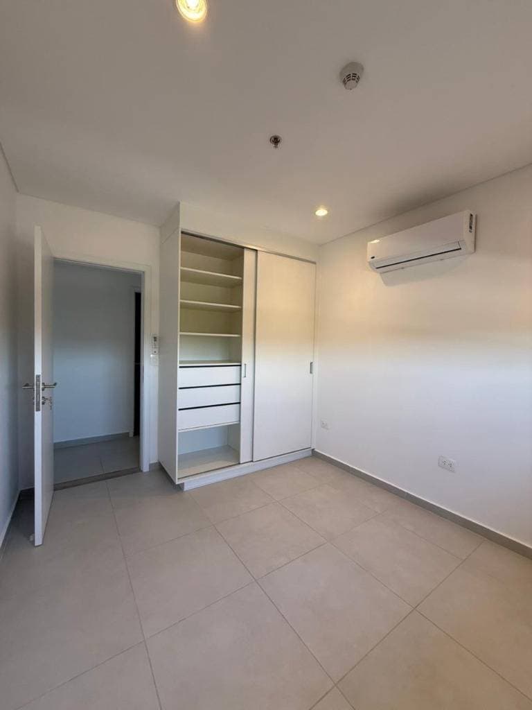 Departamento moderno de 2 dormitorios en Fortaleza Molas López, foto 3