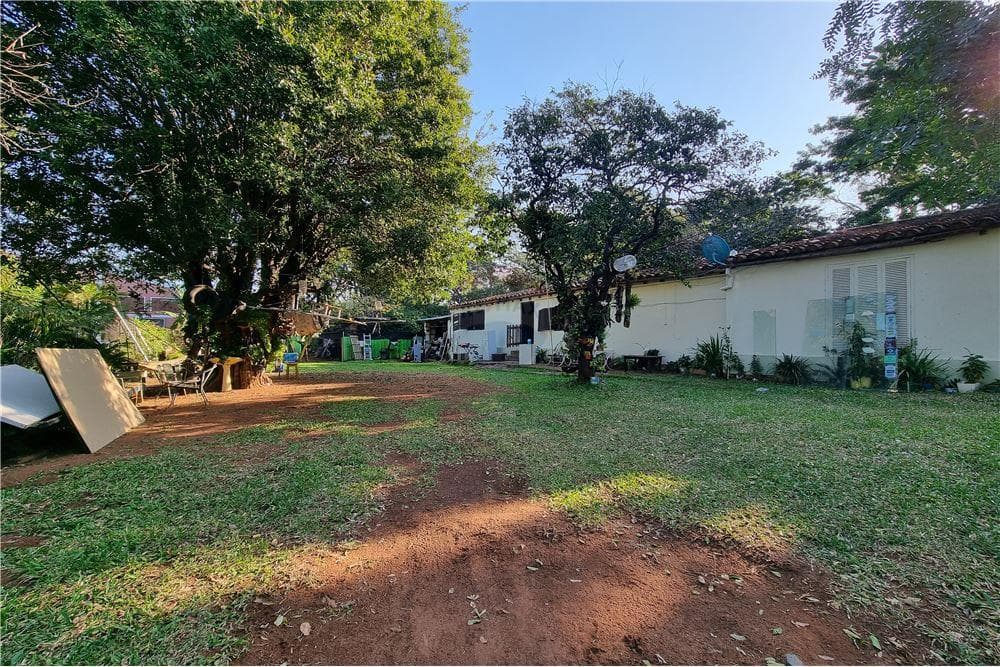 Terreno de 1600m2 en barrio pettirossi, foto 5
