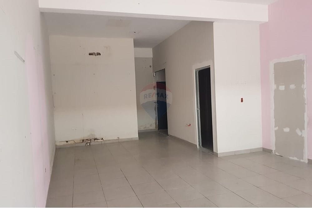 Local comercial sobre mcal. Lopez, foto 2