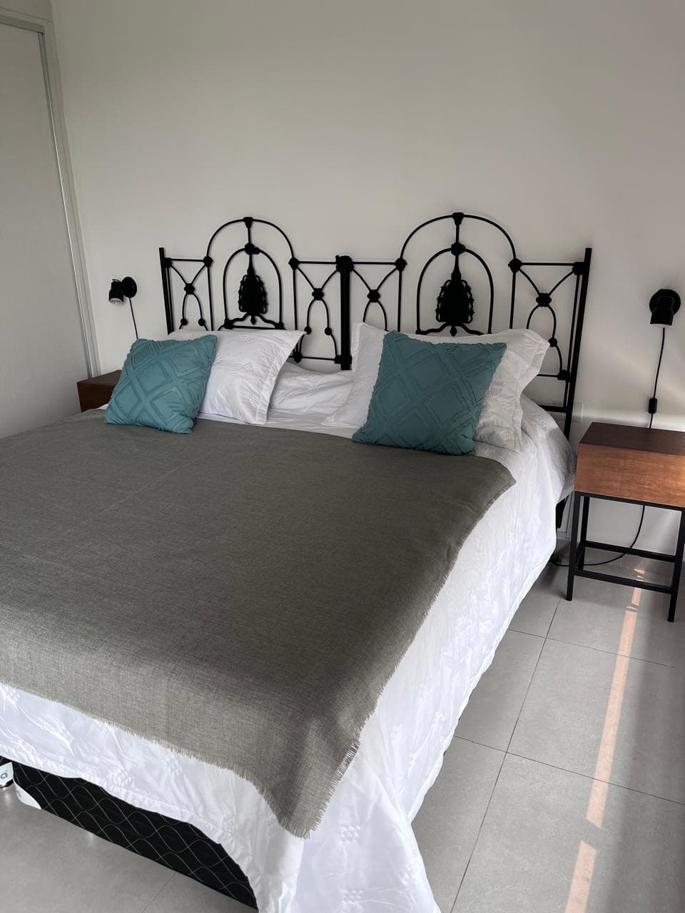 Depto Amoblado De 2 Dormitorios En Carmelitas — foto 4