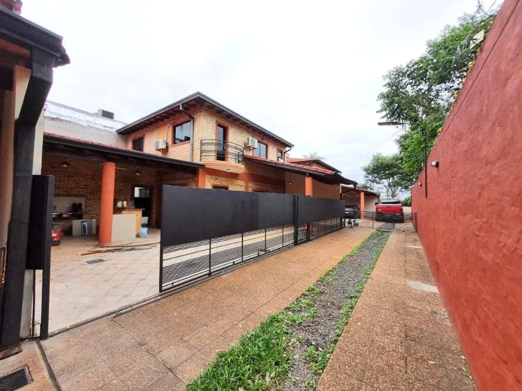 Se alquila dúplex en Lambaré — foto 3