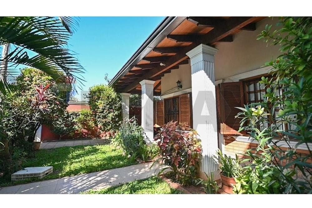 En venta – hermosa casa amoblada en San Lorenzo (zona salemma)