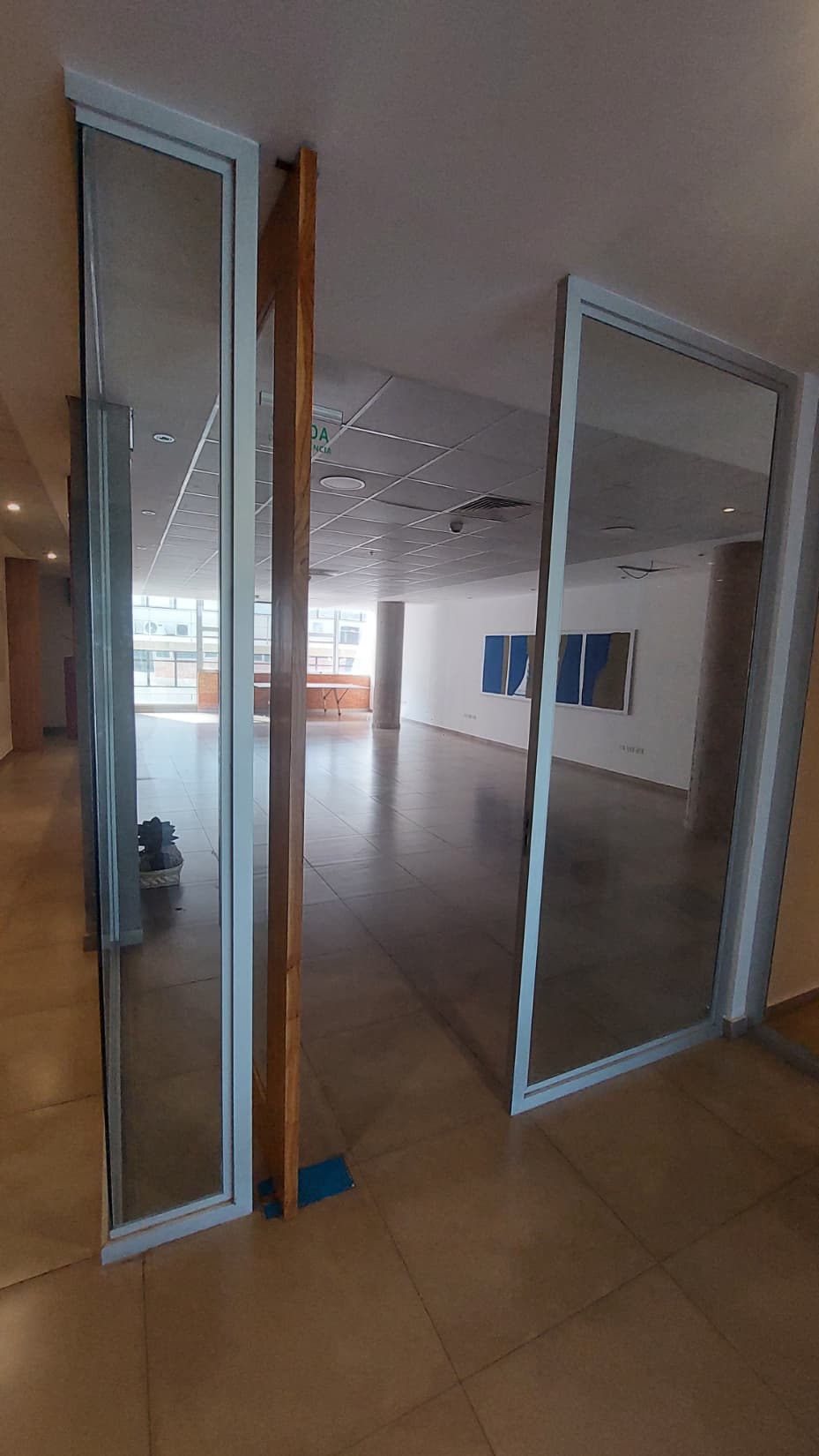 P/oficina zona itau, brasilia y españa — foto 4