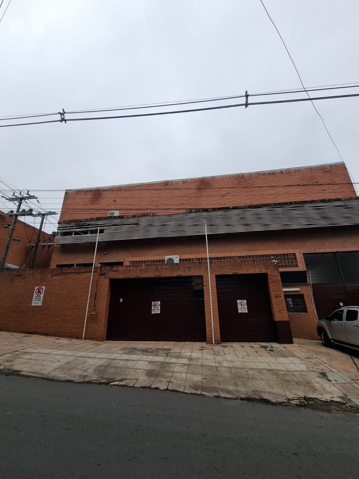 Deposito con oficina de 2.500 m2 minutos del mercado 4, foto 1