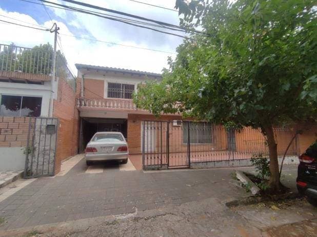 En venta propiedad en ycua sati