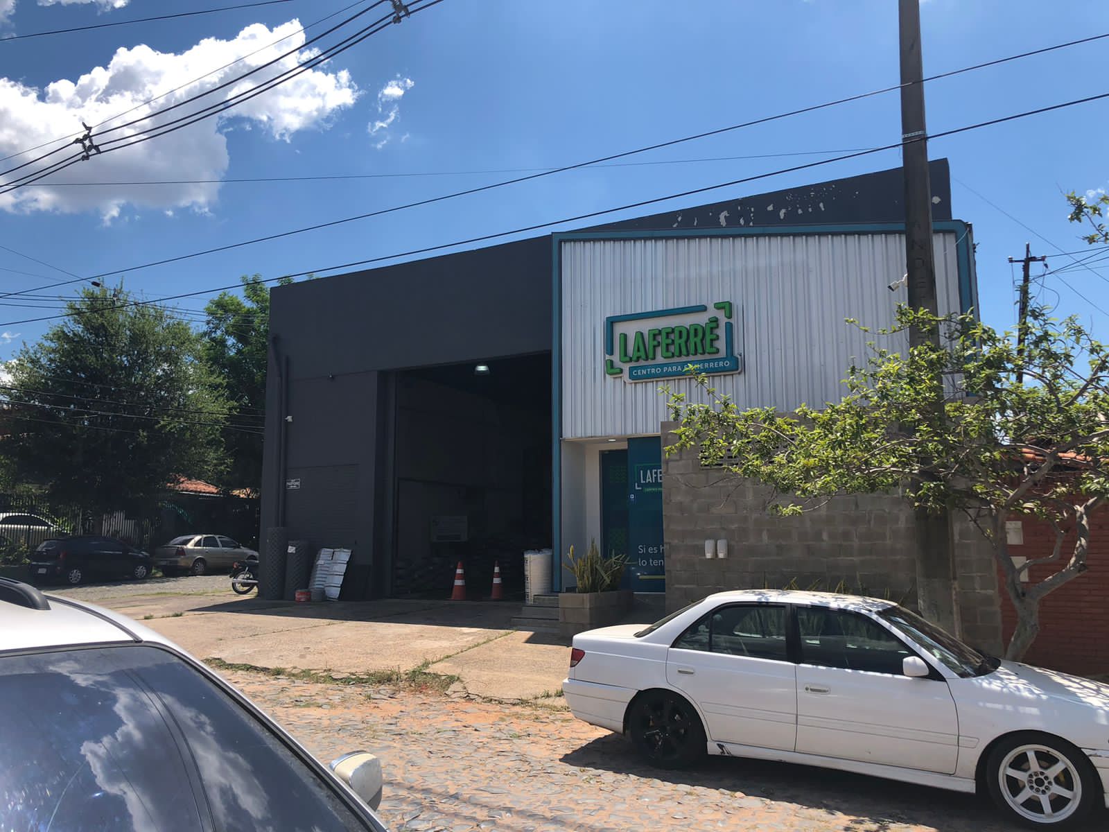 Deposito en esquina. Villa Aurelia. Cod LeV, foto 1