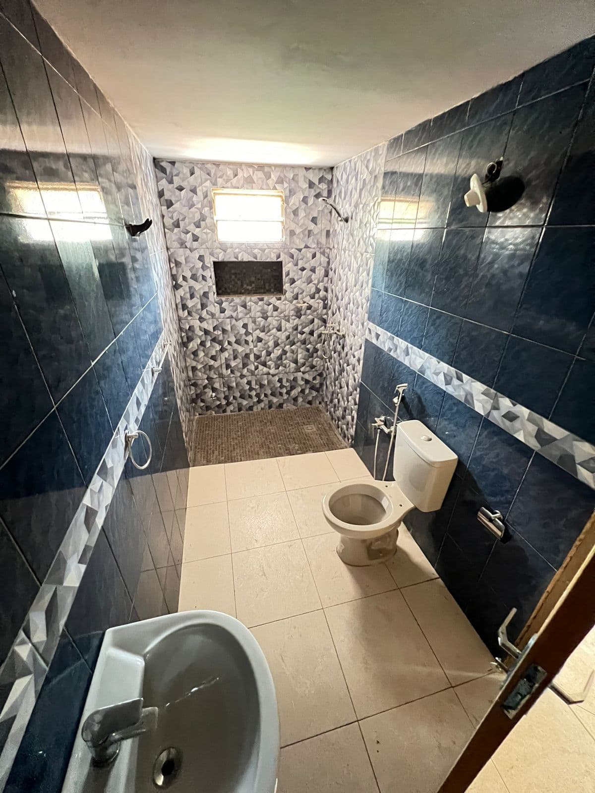 En Venta Residencia En San Lorenzo Villa Amelia, foto 4