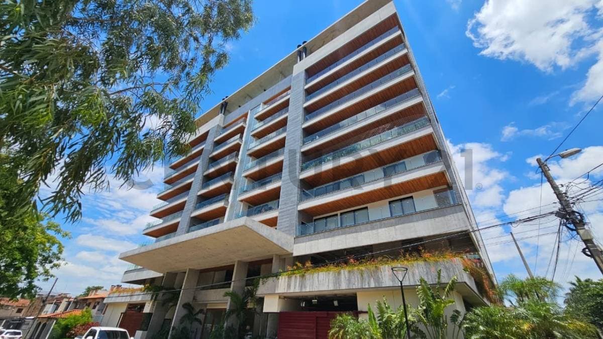 Vendo departamento full amoblado 3 dormitorios en Asunción z/ eje corporativo