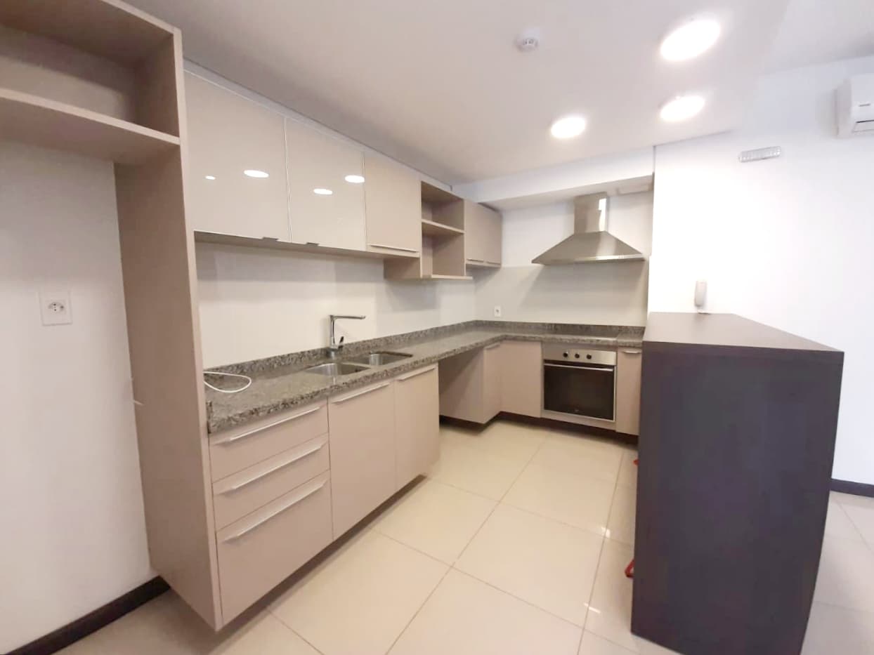 Lindo departamento de 3 dormitorios en buen edificio, barrio Villa Morra, foto 3