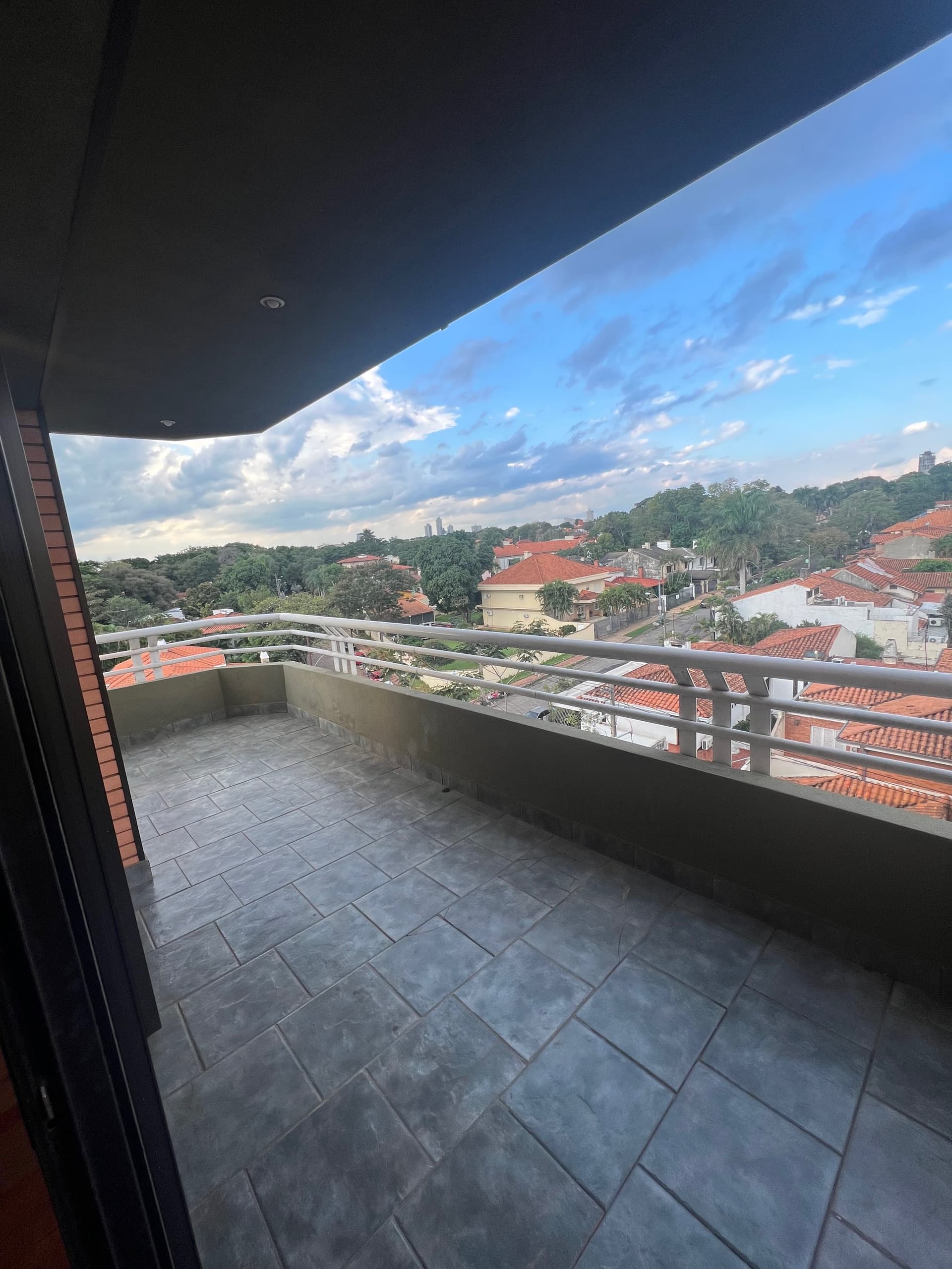 Amplio y hermoso dpto en bo.manora, foto 4