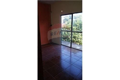 propiedad en la ciudad de Luque, foto 5