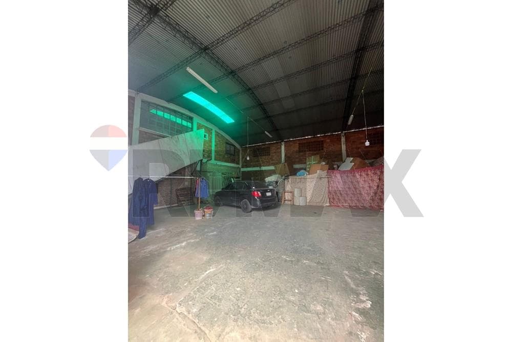 DEPÓSITO CON OFICINA / SALÓN Barrio San Pablo Excelente ubicación — foto 2