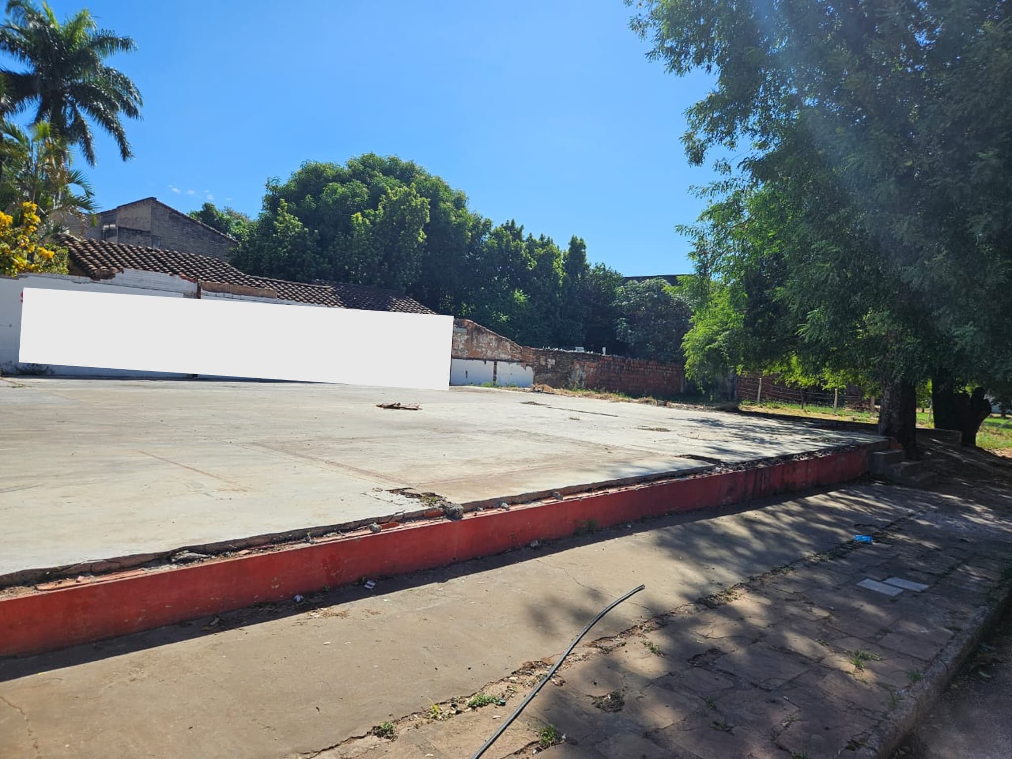 Hermosa Esquina (16x40) sobre calle asfaltada (A 3 cuadras de la Avda. Boggiani) — foto 4