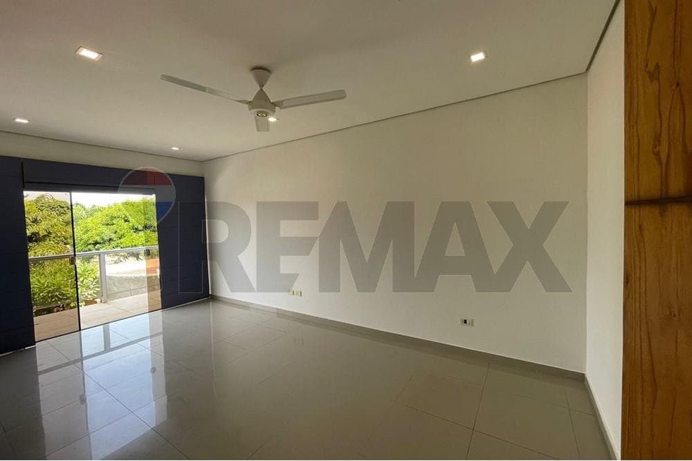 ¡Casa Nueva en Luque: Espacio y Comodidad Ideal!, foto 5