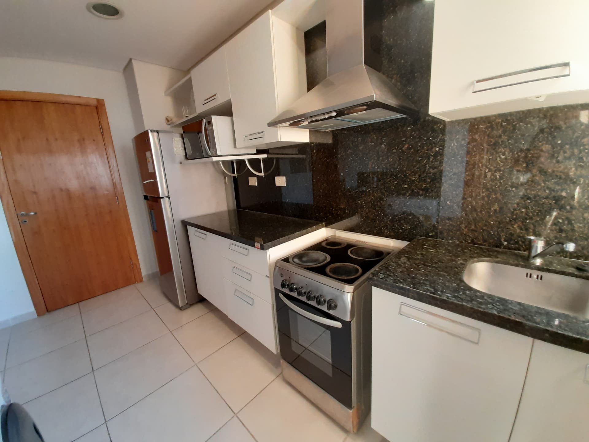 Amplio Departamento Amoblado Con 2 Dormitorios Zona Santa Teresa, foto 4