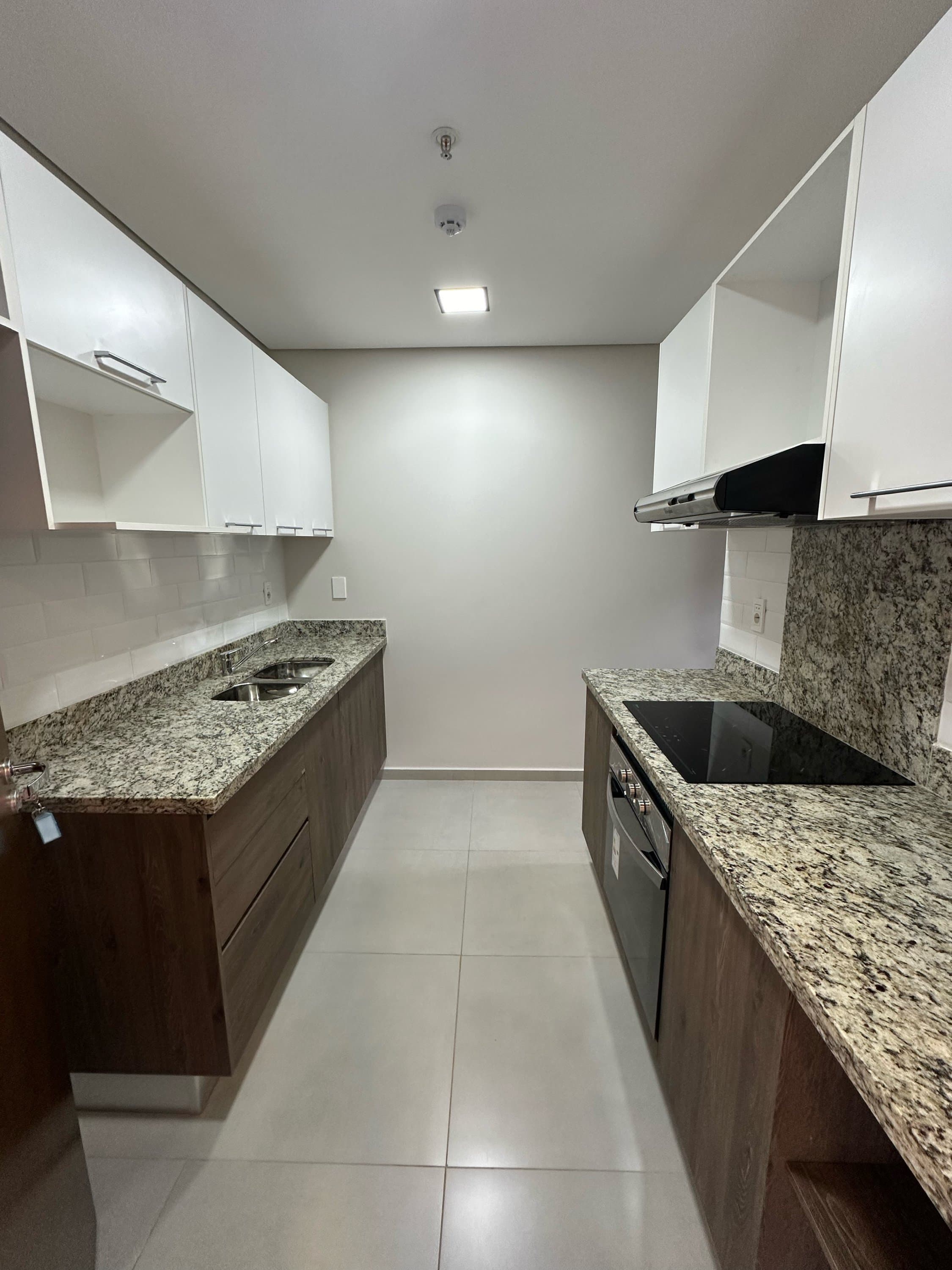 Hermoso dpto de 2 d a estrenar .bo los laureles z. Casa rica, foto 3