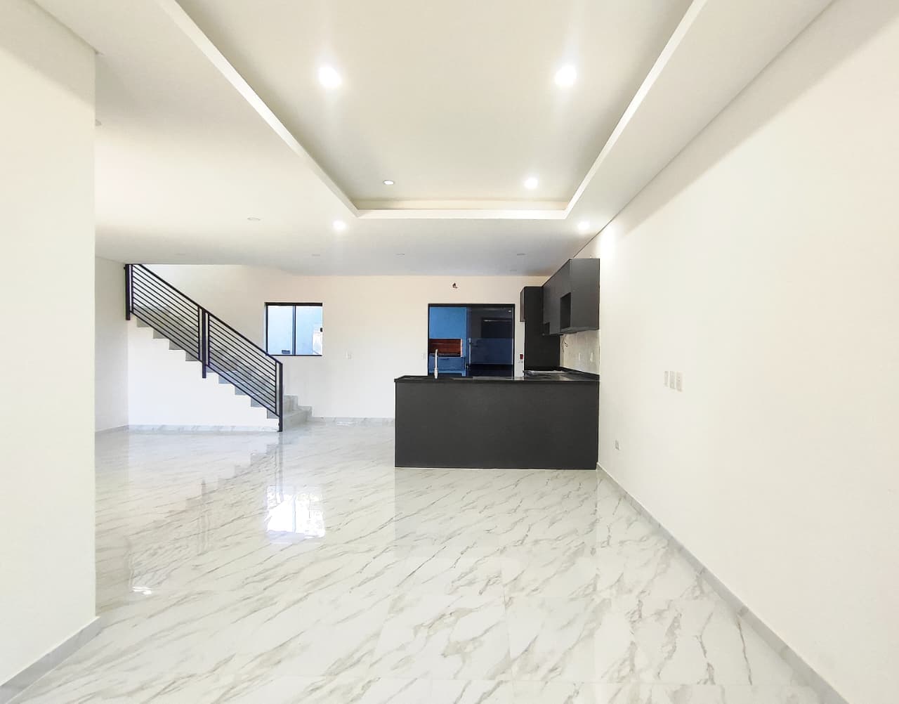 Duplex A Estrenar En Luque, Zona De La Municipalidad, foto 2