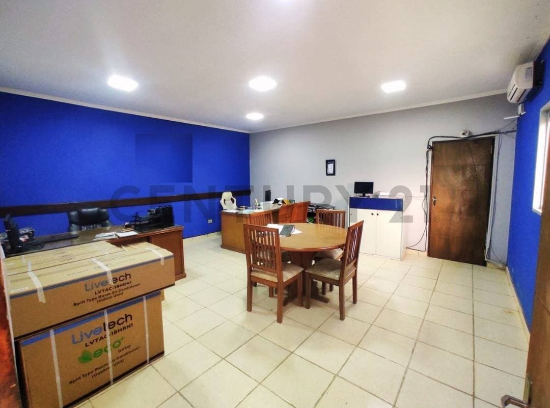 VENDE Tinglado con oficinas en Luque — foto 5