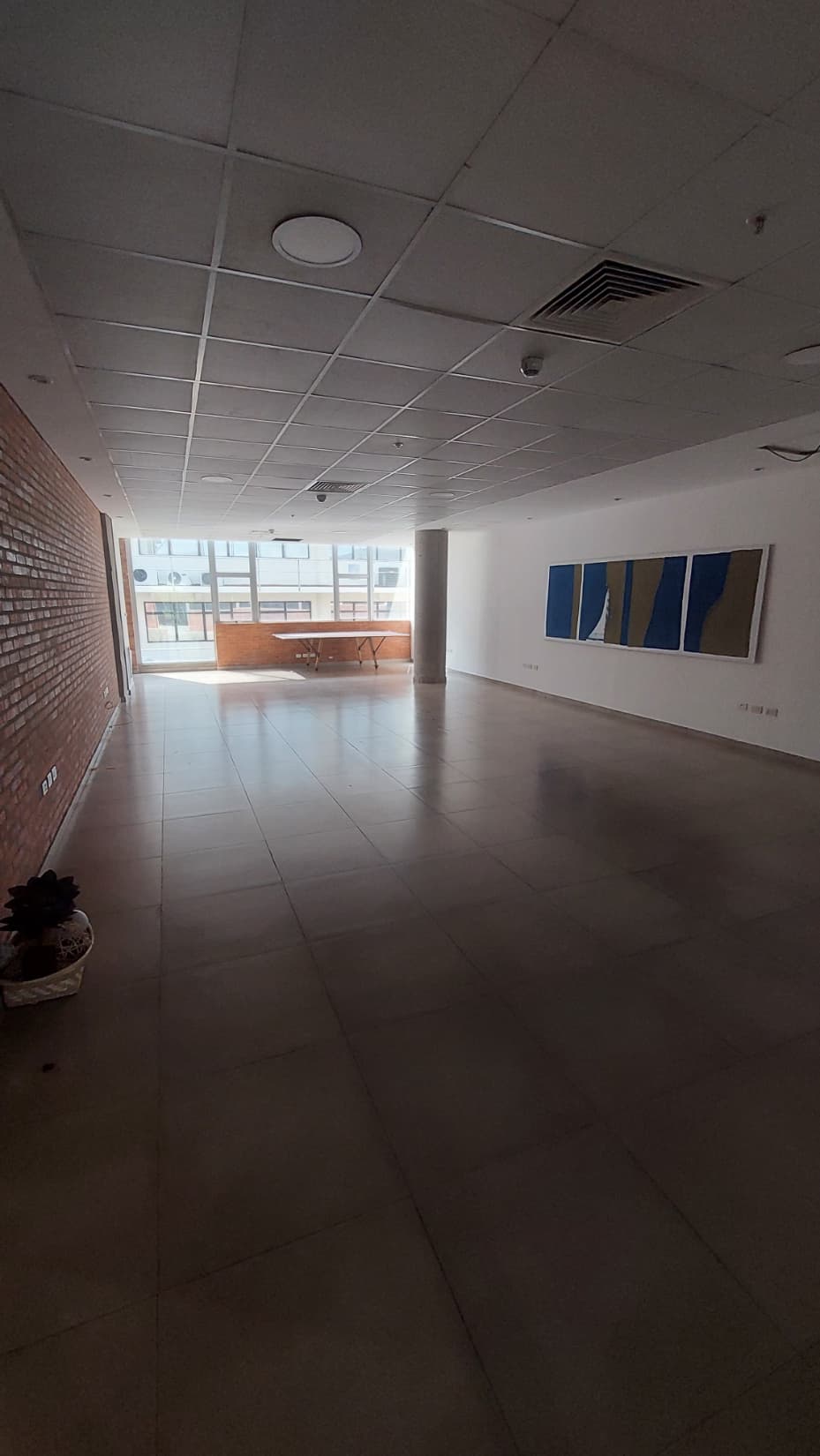 P/oficina zona itau, brasilia y españa — foto 3