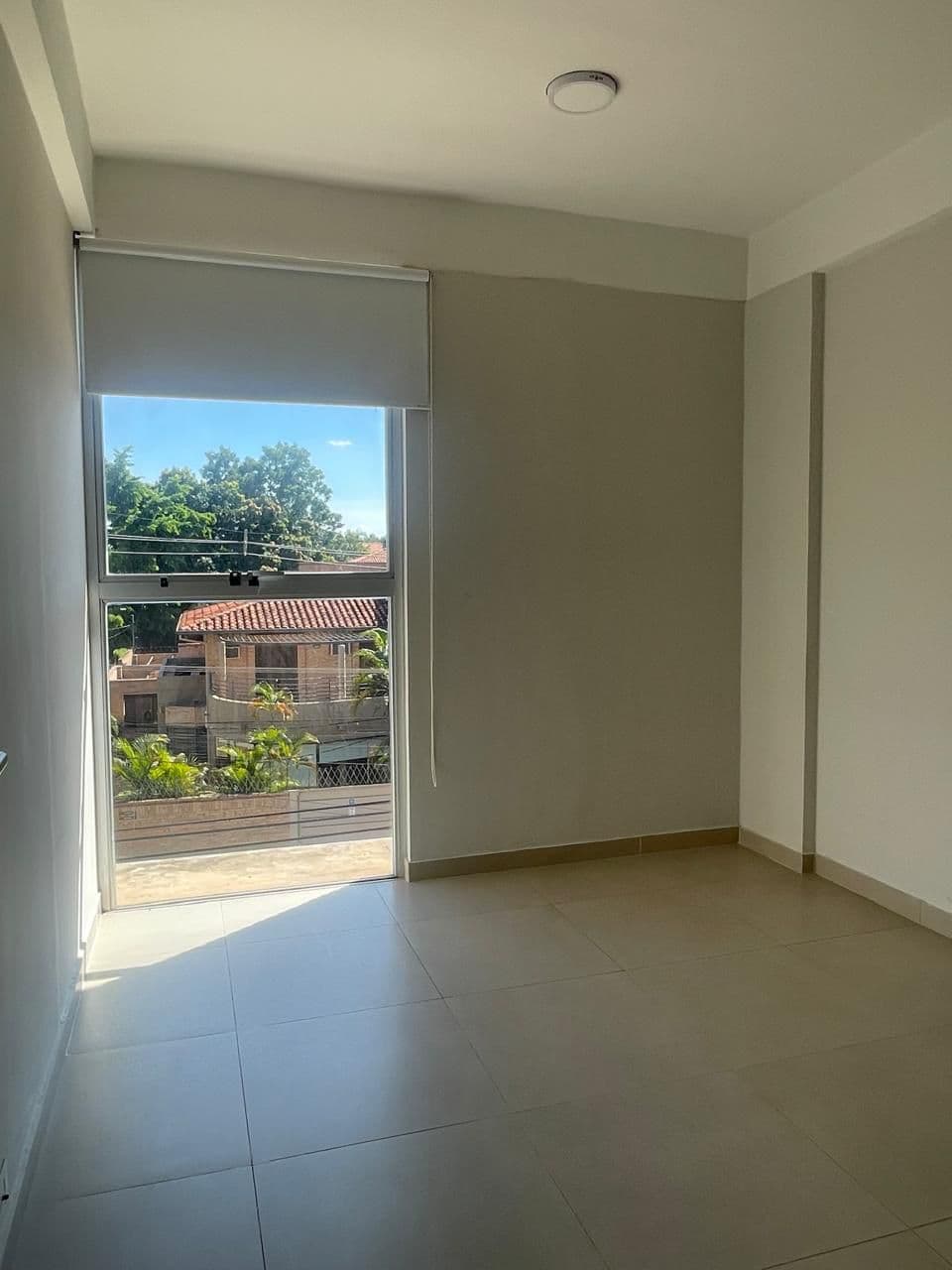 Vebndo departamento en barrio Herrera, foto 2