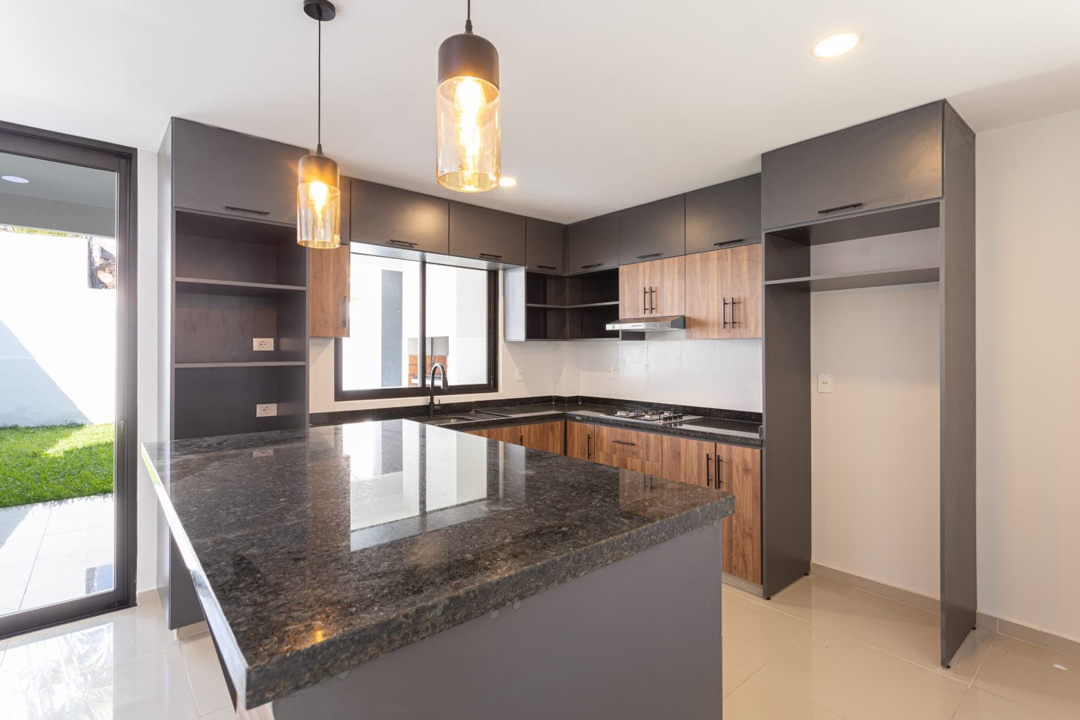 Hermoso Duplex En Fdo De La Mora Zona Norte, foto 2