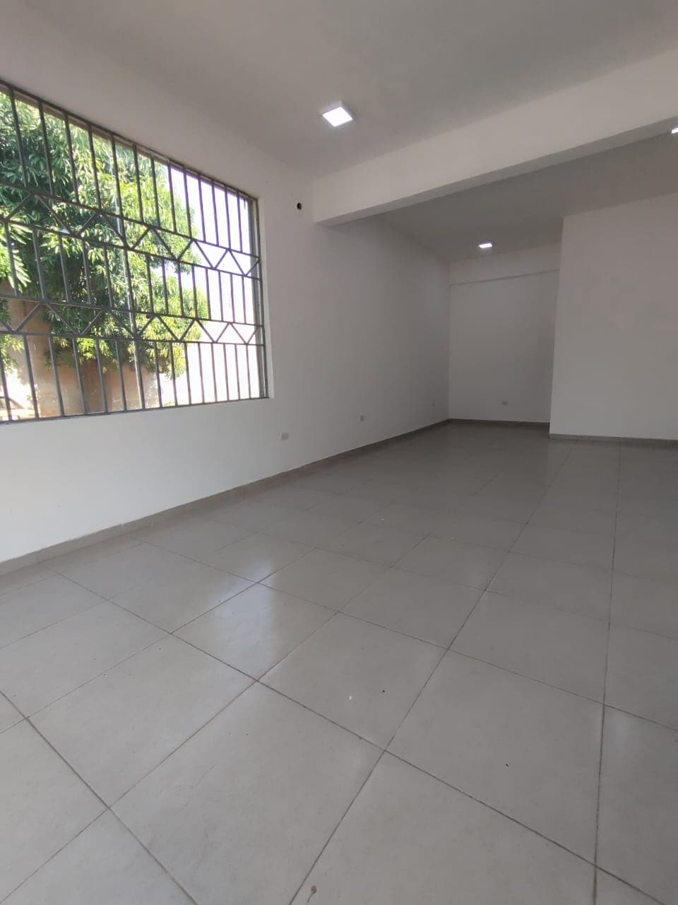 - Salón Comercial - San Lorenzo, foto 3