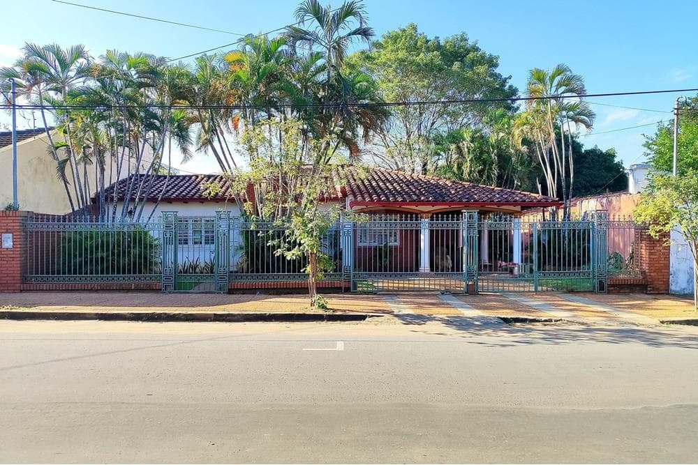 Casa - Venta - Paraguay Asunción Recoleta Vendo Amplio Terreno En Recoleta, foto 2