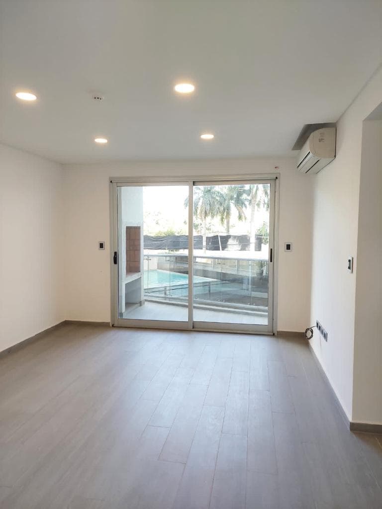 Avd. Santísima Trinidad En Venta Departamento De 1 Dormitorio — foto 2