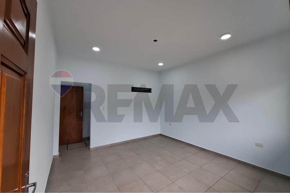 Duplex - Alquiler - San Lorenzo, Central, Paraguay — foto 2