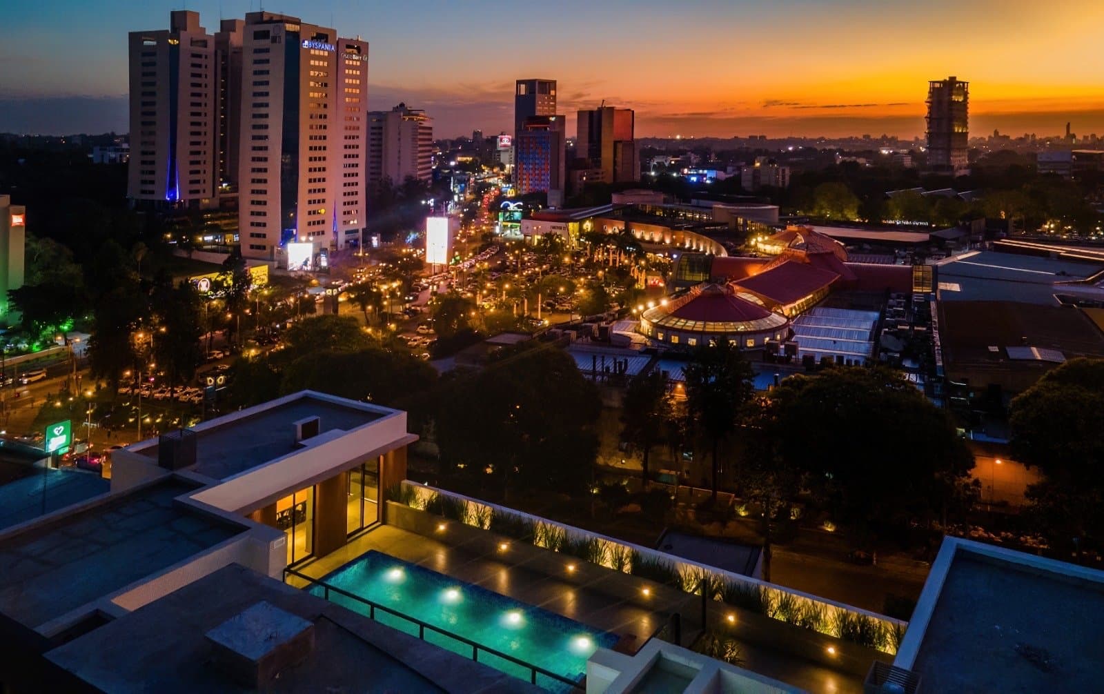 Departamento En Venta A Metros Del Shopping Del Sol, foto 5