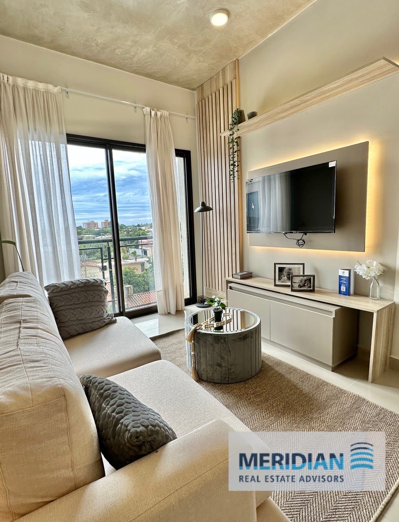 En VENTA departamento !! Zona del Club internacional de tenis