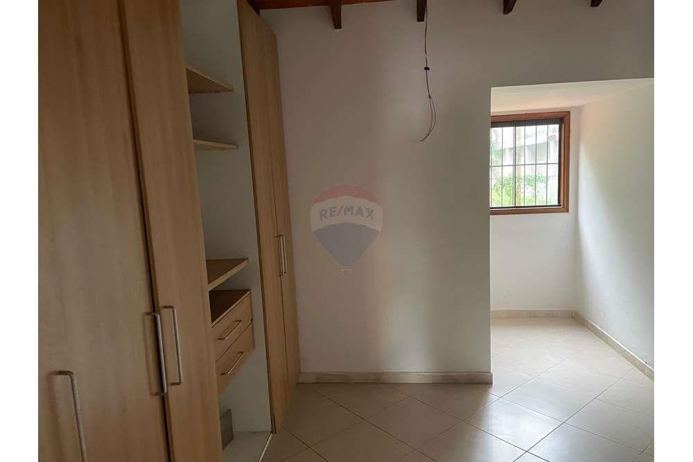 Casa en republicano zona super 6 japon — foto 4