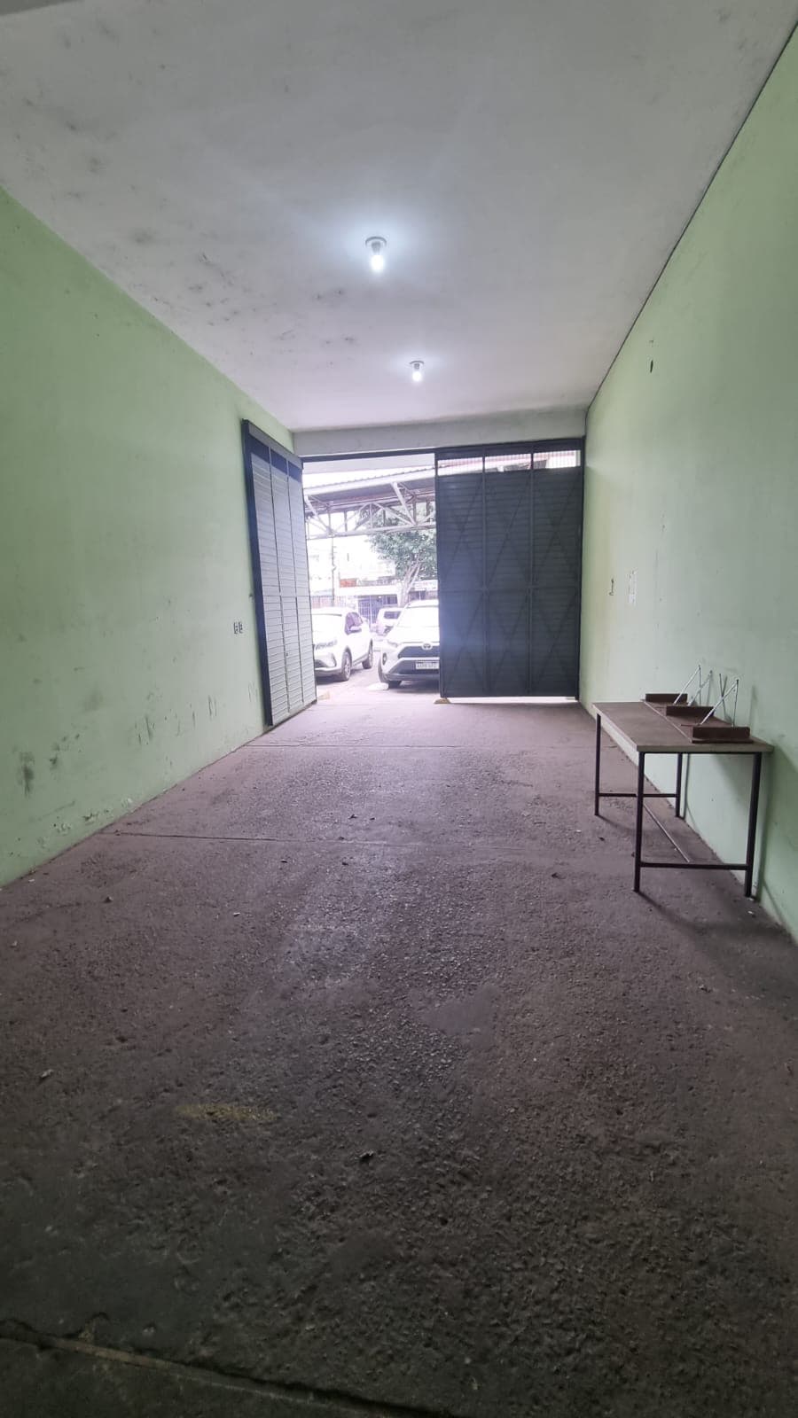 Edificio para uso comercial en San Lorenzo, foto 2