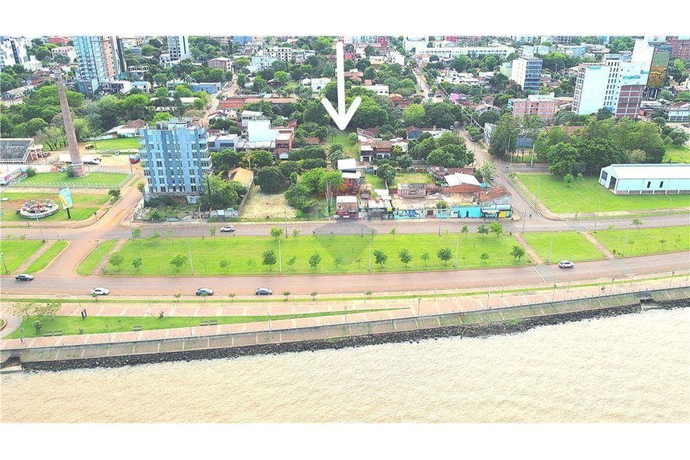 Terreno a 100 Mts de la Costanera con vista al Rio, foto 5