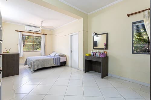 Residencia-Venta-, Mariscal Estigarribia, Asunción, foto 3