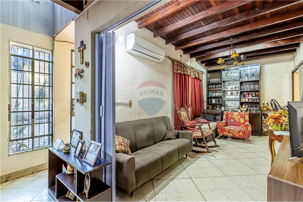 Casa - Venta - Carlos Antonio López, Paraguay, foto 2