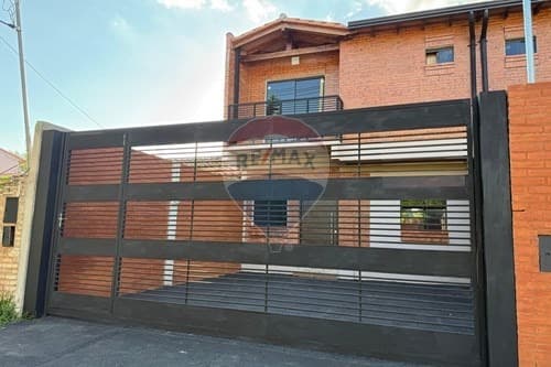Vendo duplex a estrenar en Laurelty Luque