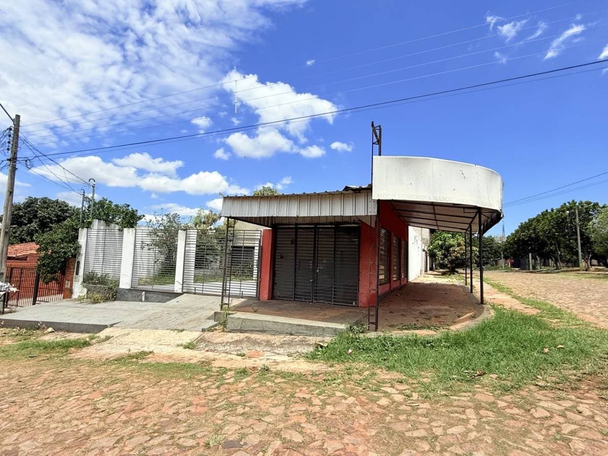 Vendo casa de 3 dormitorios en Villa Elisa - barrio San José