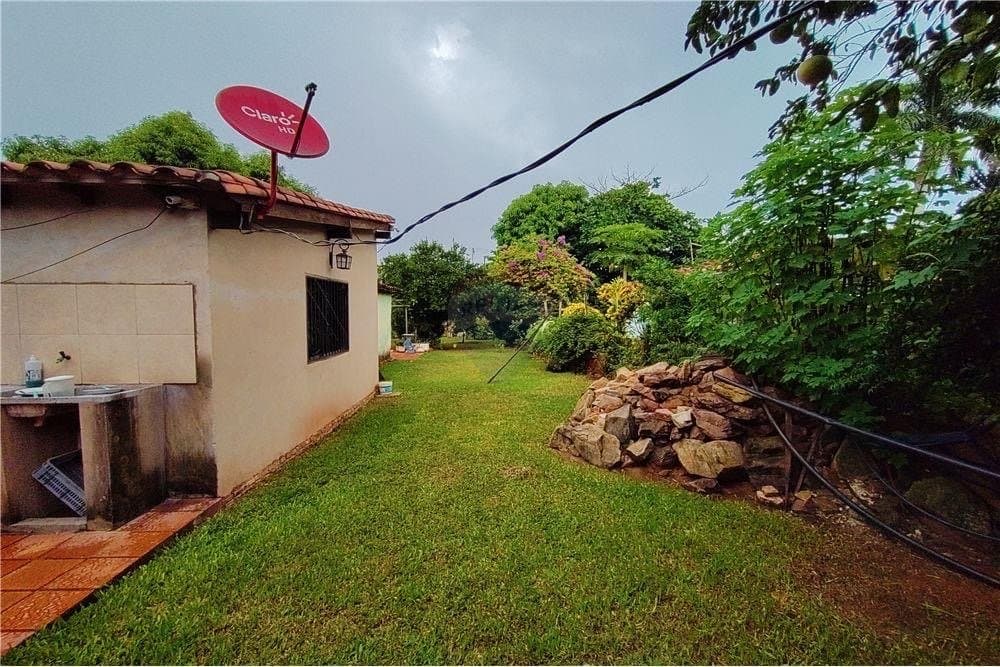 En venta amplio terreno en el centro de ypane, foto 3