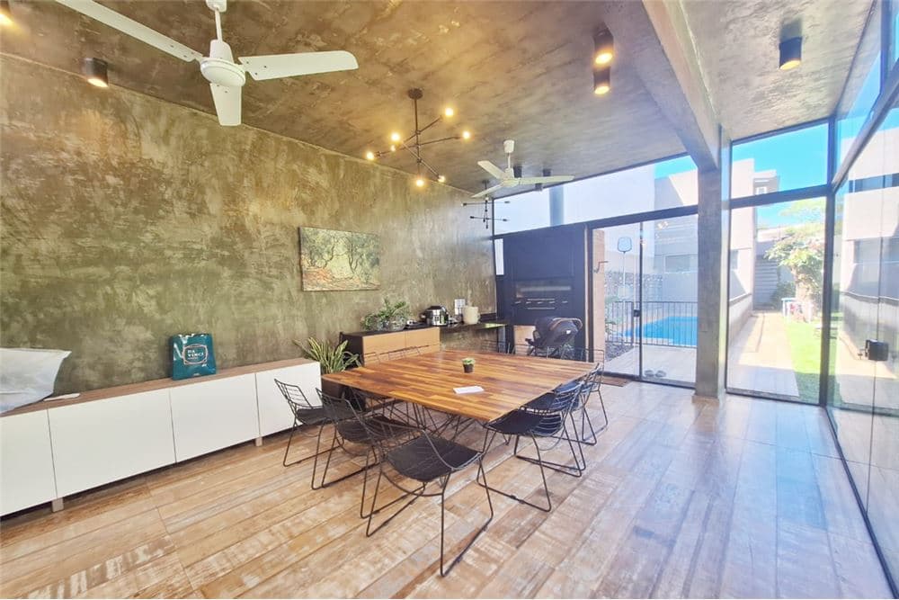 Vendo casa en Recoleta zona colegio campo alto