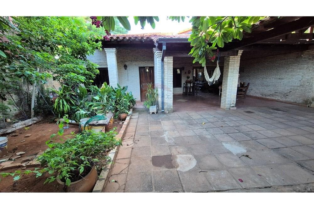 J.A. Gran Oportunidad en Luque – Amplia Casa Familiar, foto 4