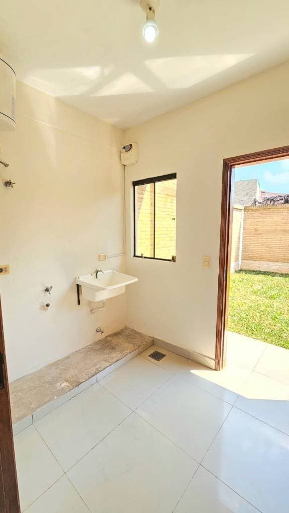 Duplex en Luque Zona Rakiura, foto 1
