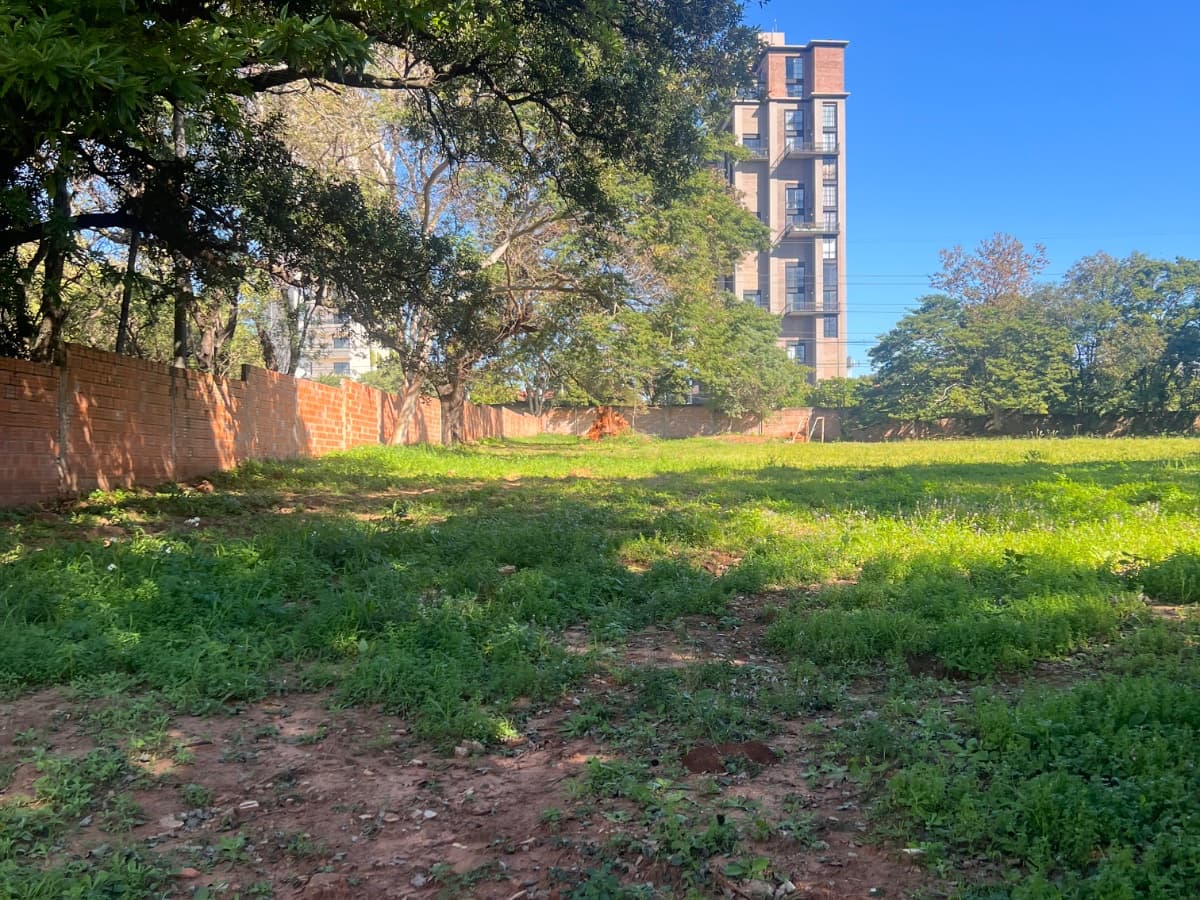 terreno de 6800m2 sobre Primer Presidente!, foto 4