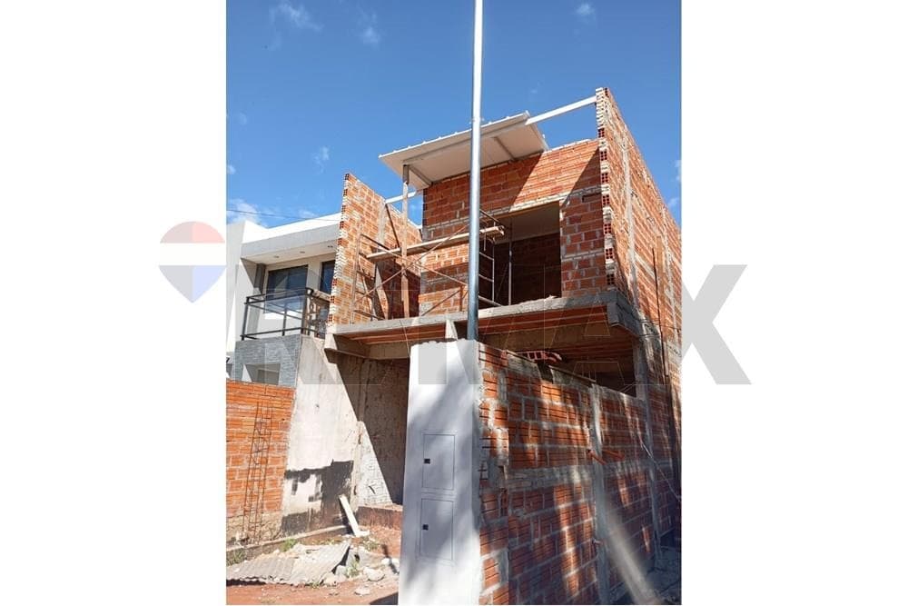 Duplex en pozo de 3 dormit. En zarate isla - Luque, foto 5