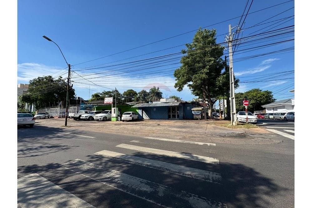 Amplio terreno en esquina sobre mcal lopez, foto 3