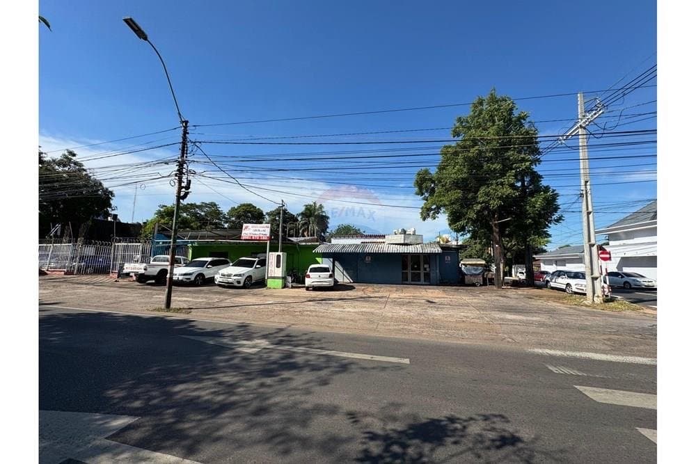 Amplio terreno en esquina sobre mcal lopez, foto 5