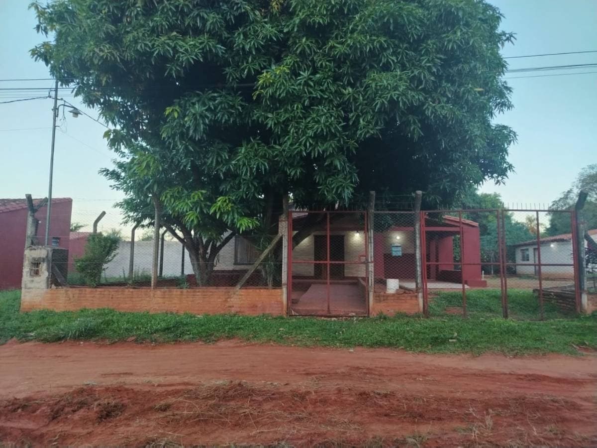 Casa en 5 terrenos en aregua caacupemi, foto 2