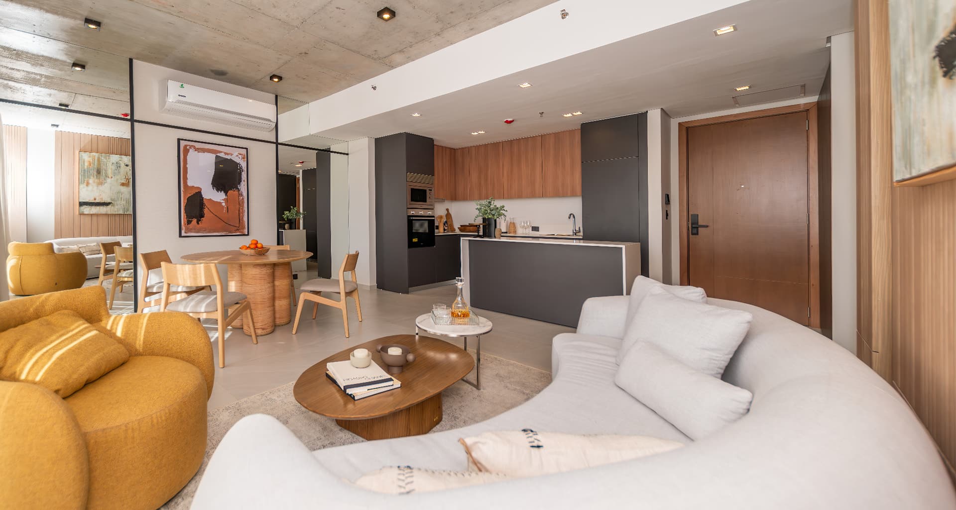 Exclusivo departamento amoblado dos dormitorios, foto 3