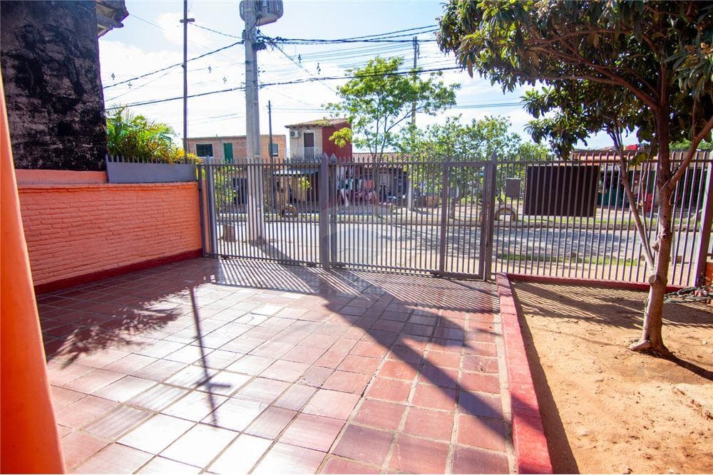 Impecable residencia en la zona shopping Mariano, foto 4