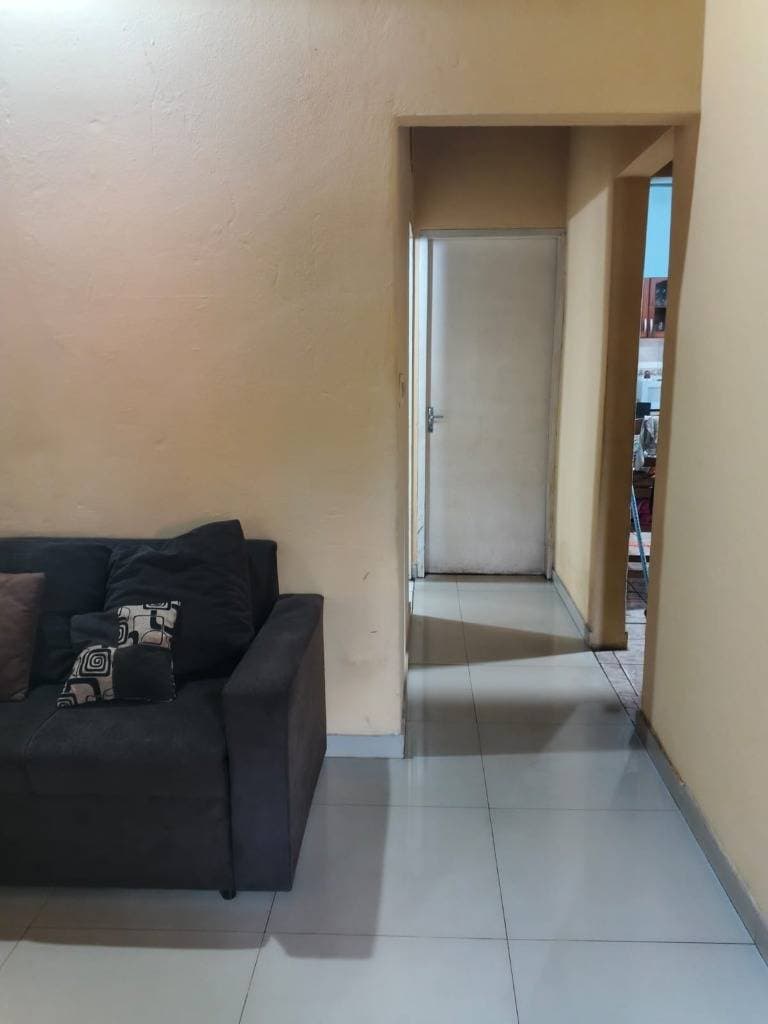 Casa en Mariano Roque Alonso en esquina — foto 5